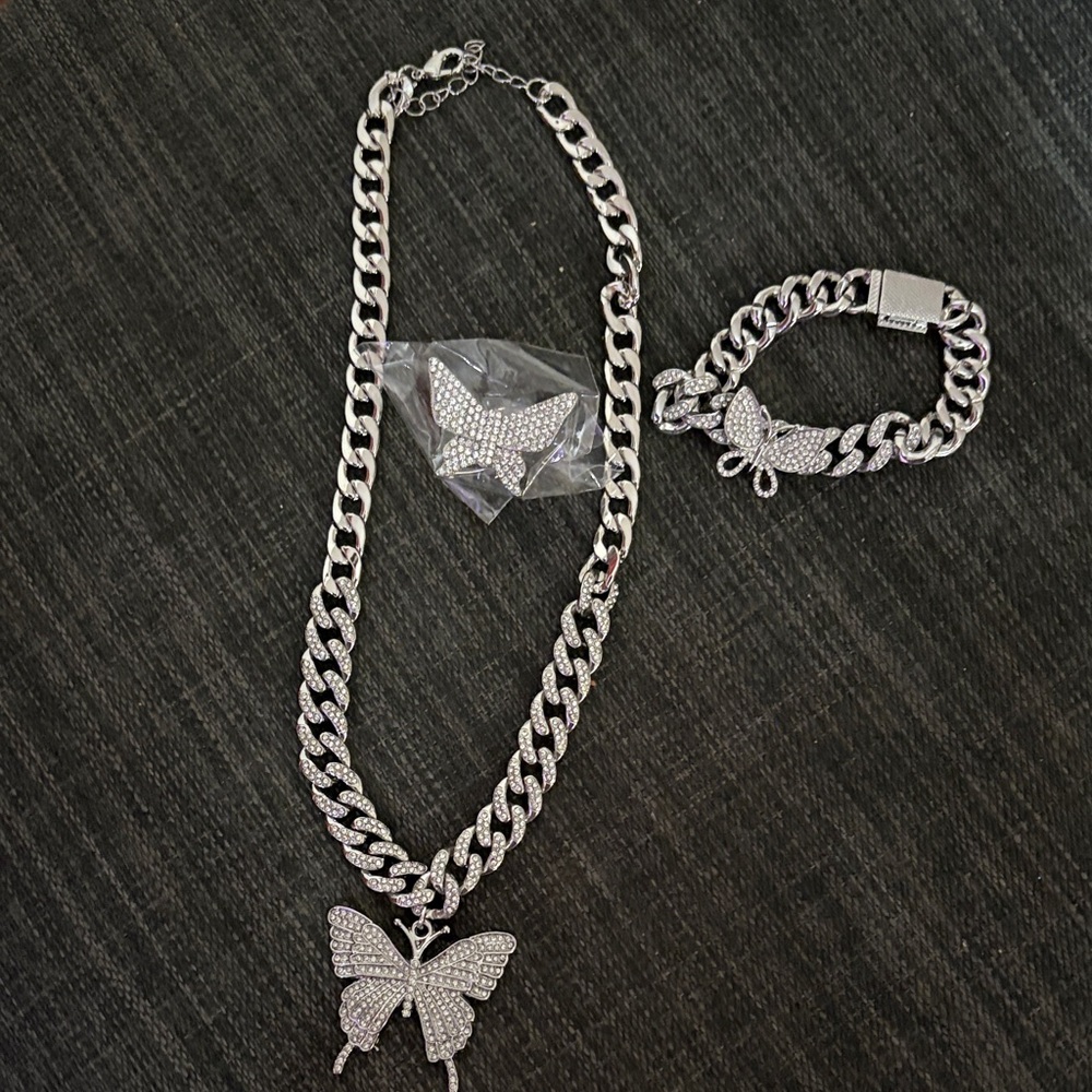 Silver Butterfly Necklace and Bracelet Set